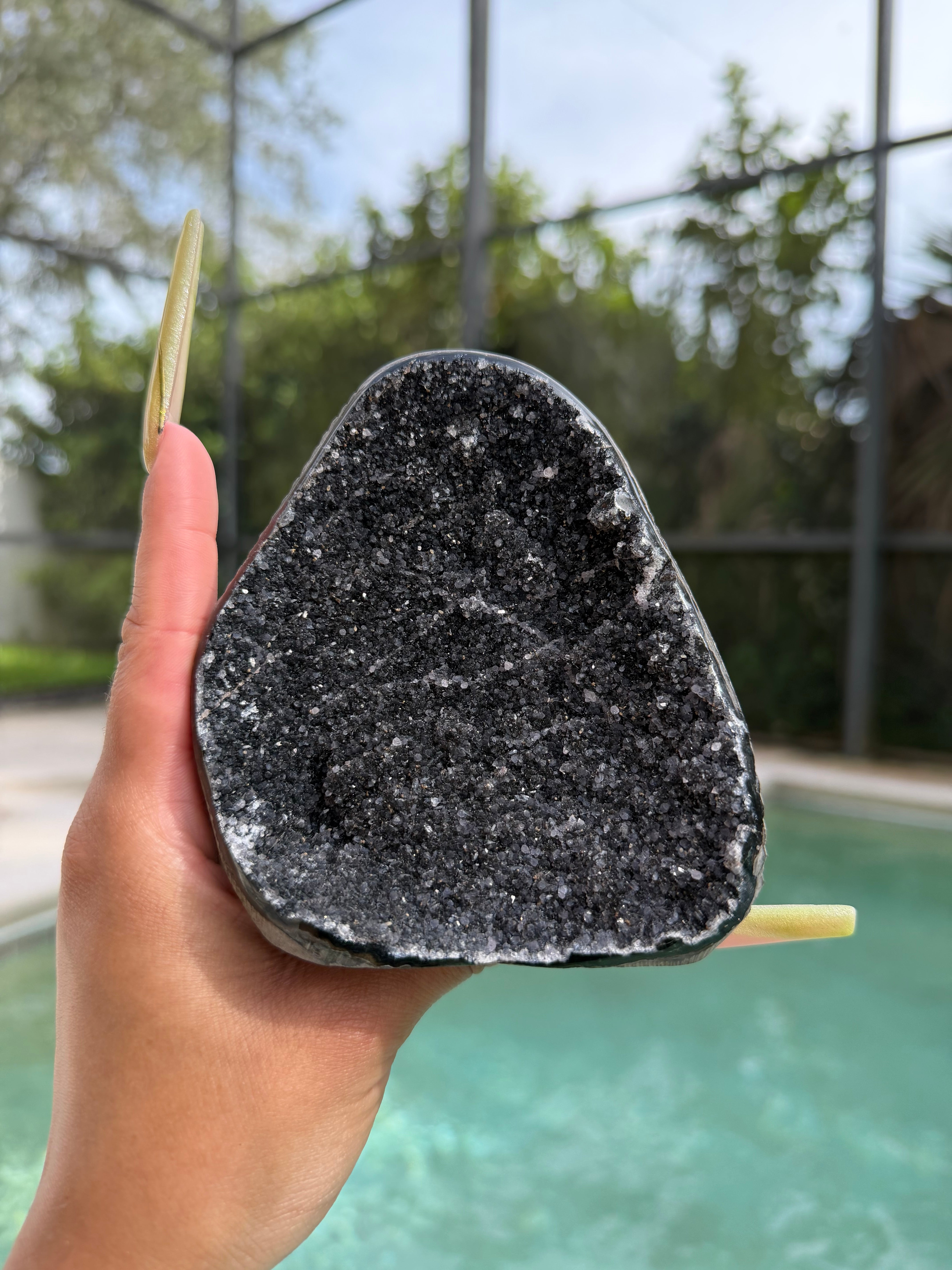 Black Amethyst Cut Base BA7