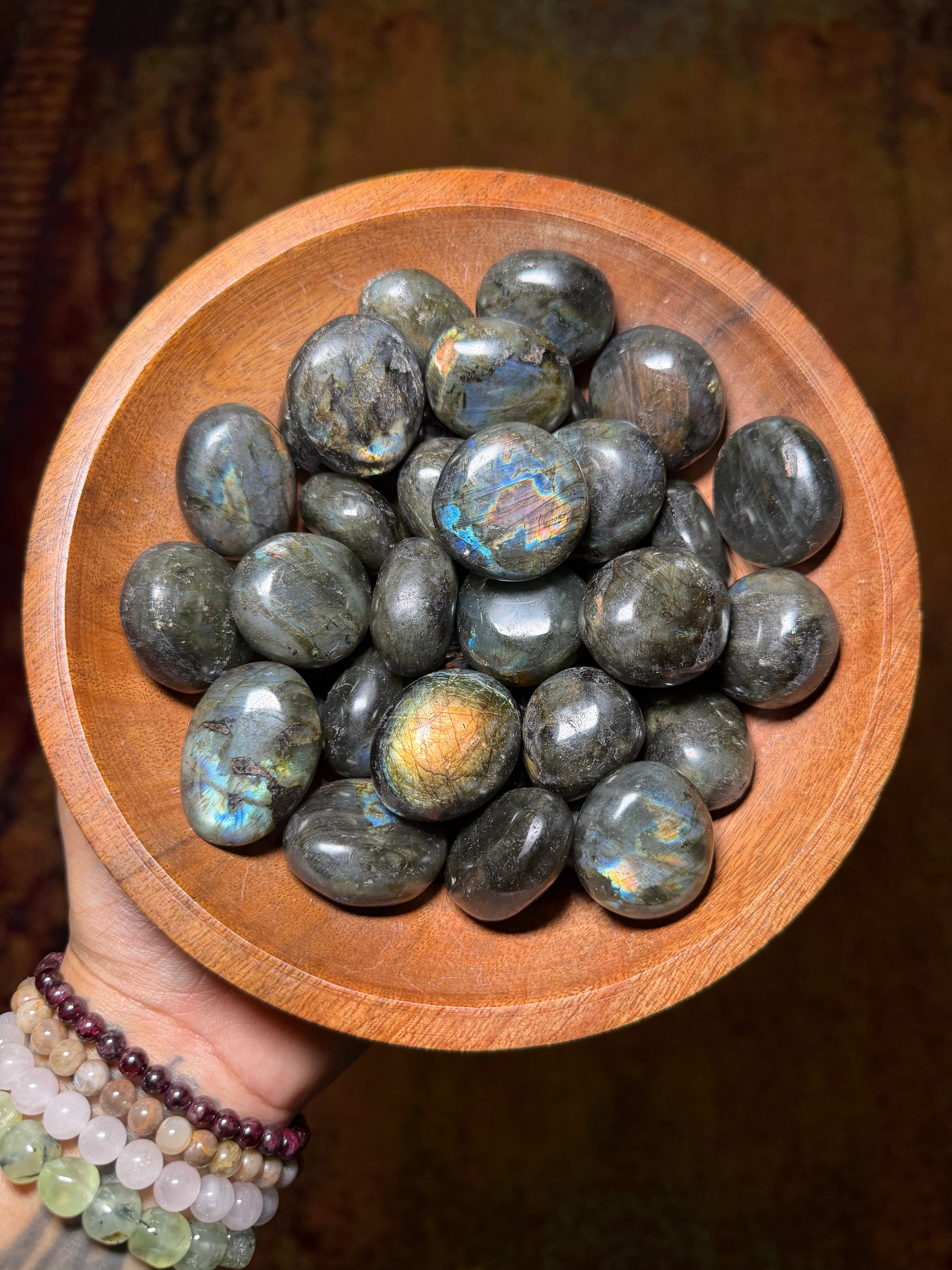 Mini Labradorite Palmstone