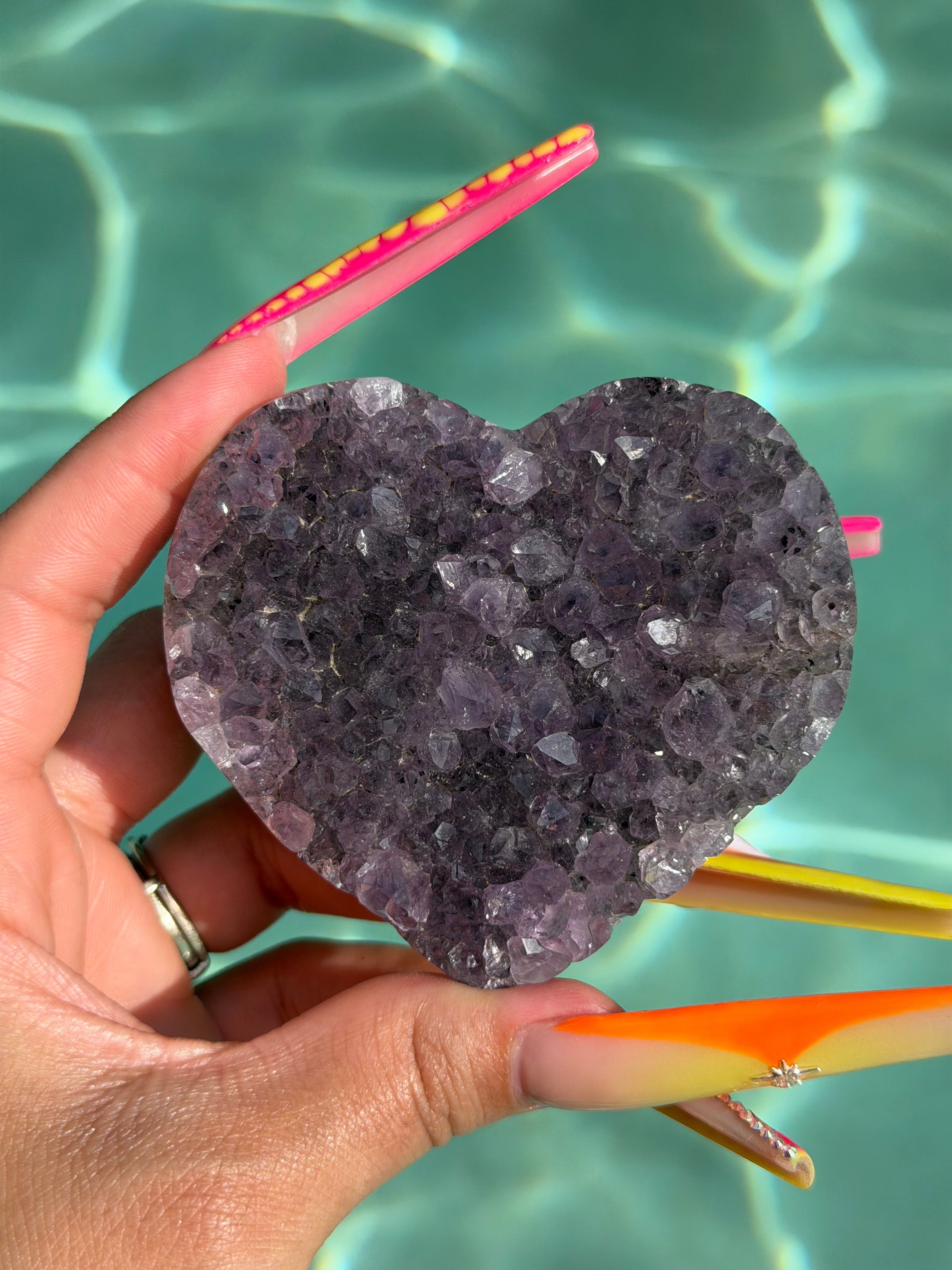 Amethyst Cluster Heart A14