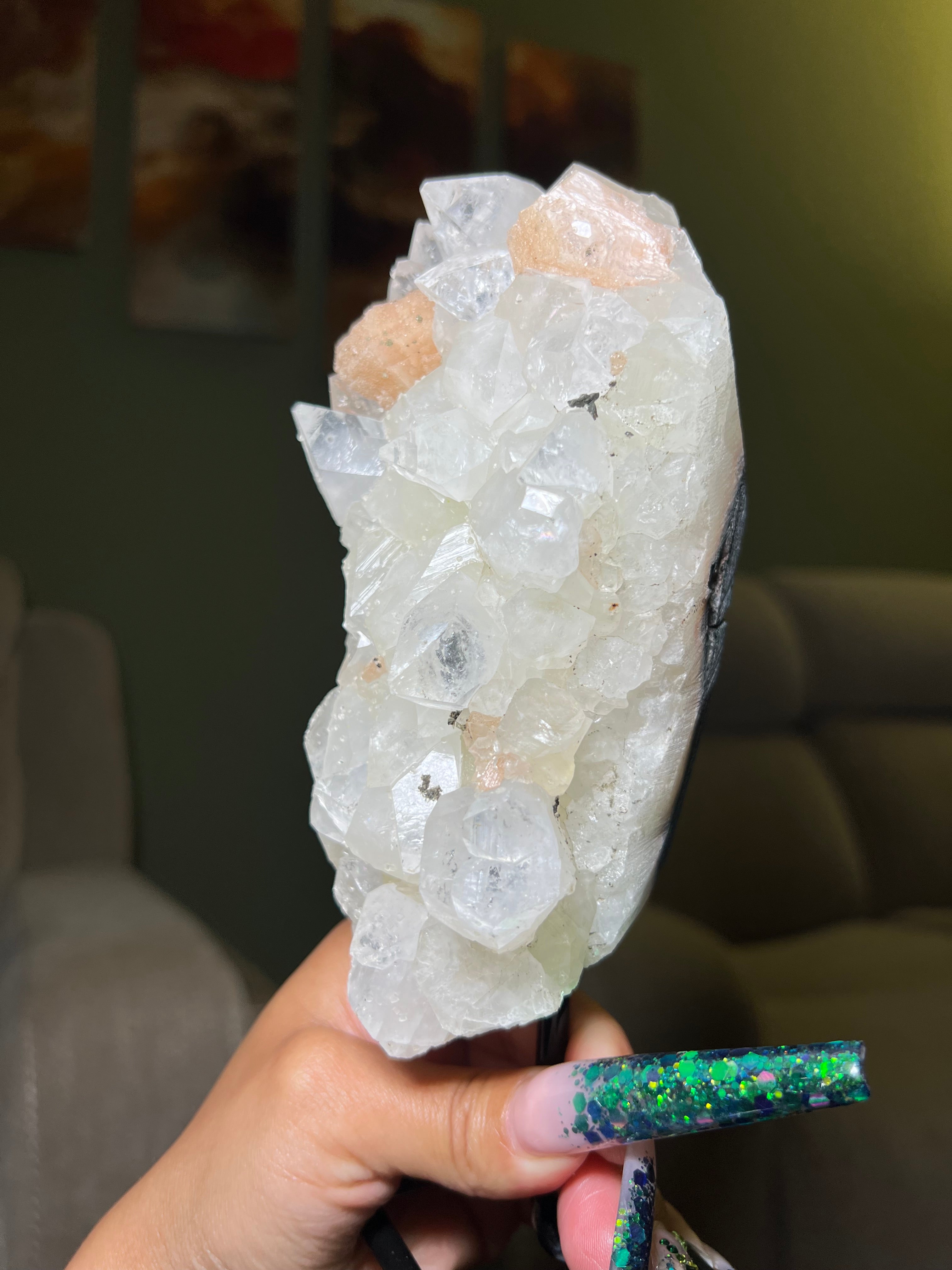 Zeolite Cluster on Stand